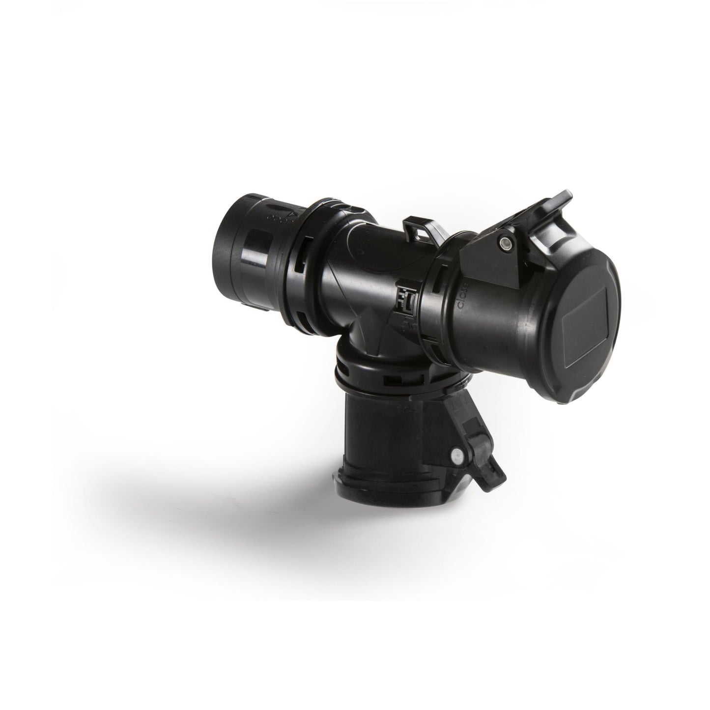 Famatel T-Power 1 x 16A 2P+E 6h 240V Plug to 2 x 16A 2P+E 6h Coupler IP65 Black