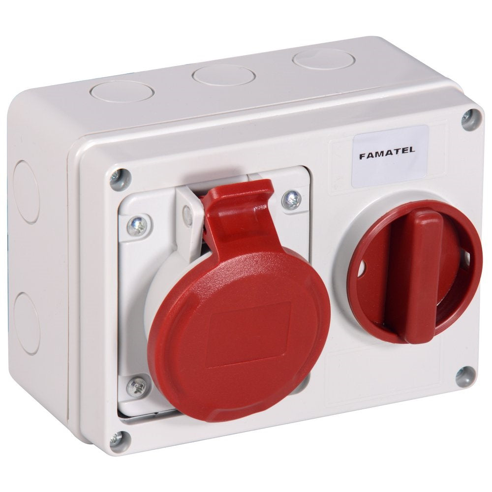 Famatel 32A 3P+N+E 6h 415V Horizontal Switched Sockets IP44 Red